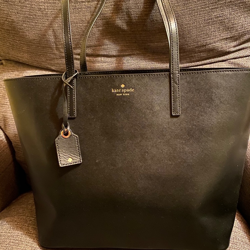Kate Spade Medium Tote ♠️ 👜